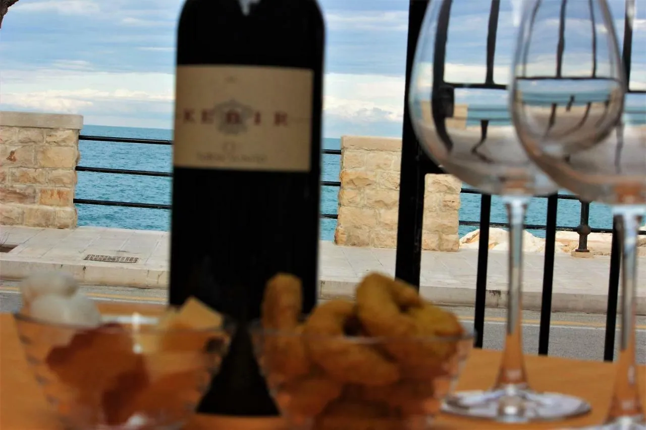 Rubini'S House Hotel Giovinazzo 0*,  Italy